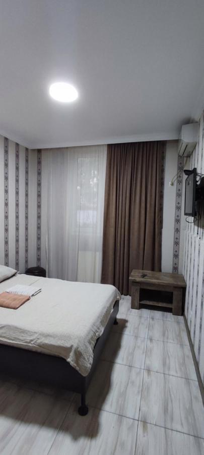 Hotel Venus ティビリシ エクステリア 写真