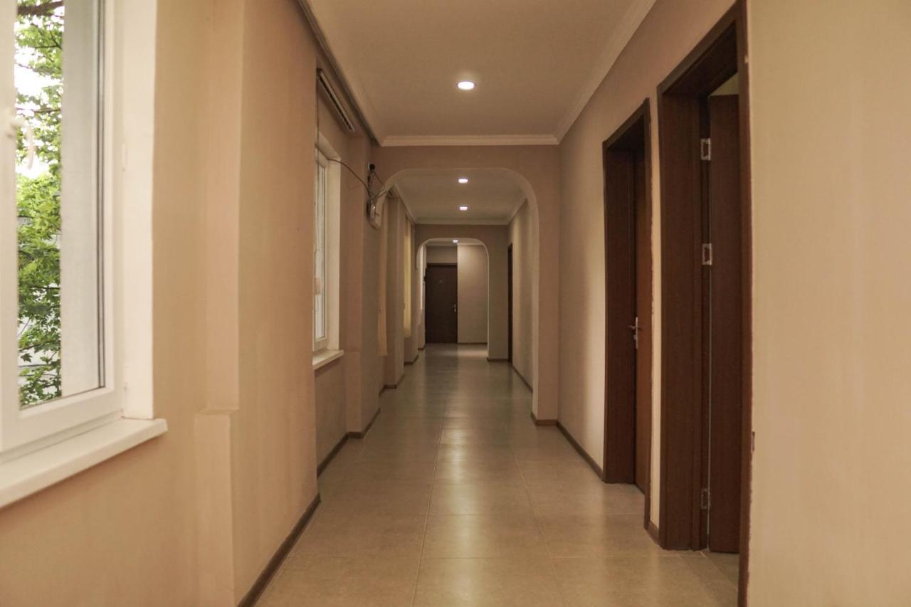 Hotel Venus ティビリシ エクステリア 写真
